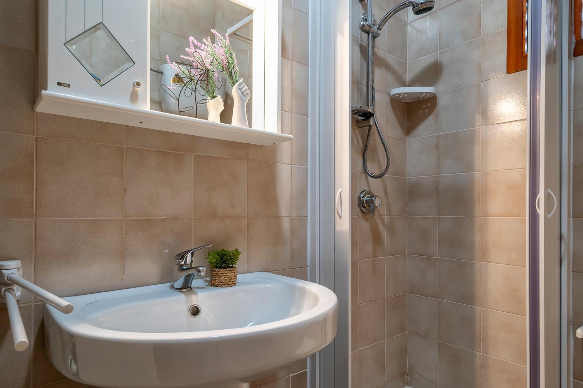 Apartment Sardinia Re - Lilium Flat - Free Parking